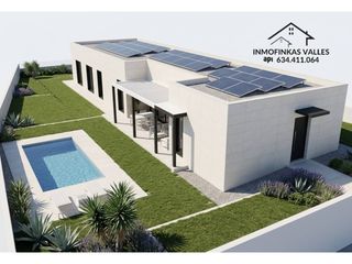 Haus  Calle gregal 16. Disfruta este verano de la casa ideal!