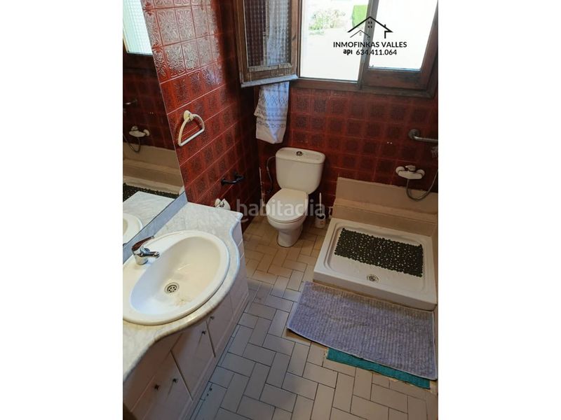 Foto 1c6c87a0-9d3d-4d25-b780-11f940a2be10. Casa amb calefacció aparcament a Lliçà d´Amunt