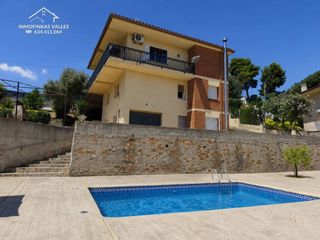 Maison  Calle camí de sant valerià. Espectacular casa con excelentes vistas piscina y jardin en lliç