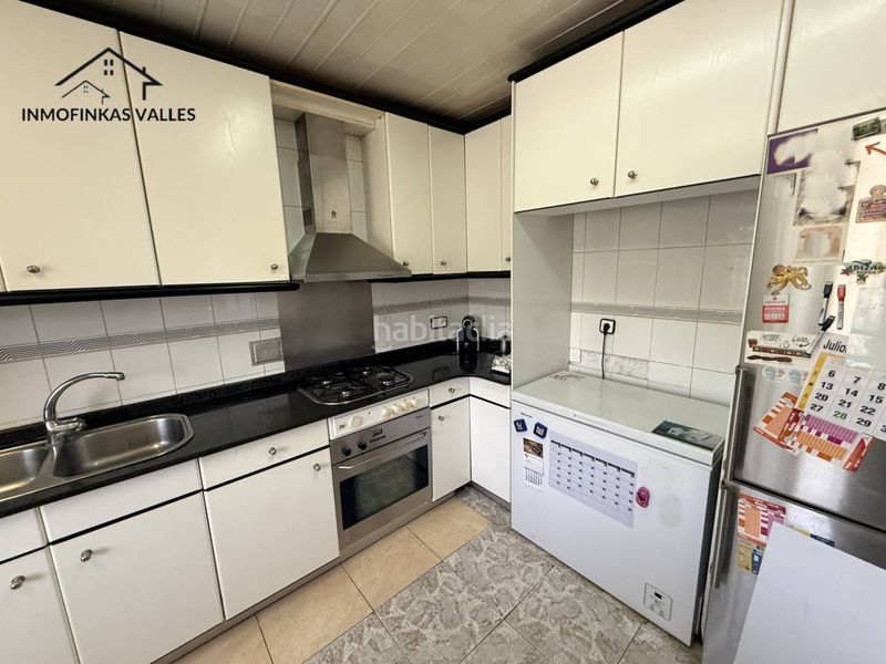 Foto beeb3fa8-da63-4587-82d9-9e2045ea5d32. Casa amb calefacció aparcament piscina a Lliçà de Vall