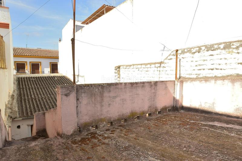 Foto f7c9ecc0-d44b-44ec-b526-e3489670bd36. Semi detached house in calle de santa brigida 8 in Camas