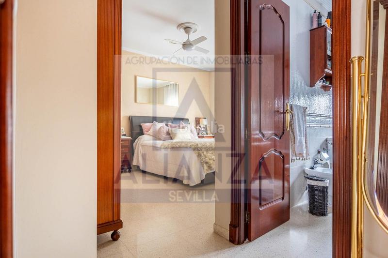 Foto 4dfbf1db-56d1-4d60-ba69-40d691741757. Casa adosada en calle calle de la huerta 10 espectacular casa adosada sevilla en Camas