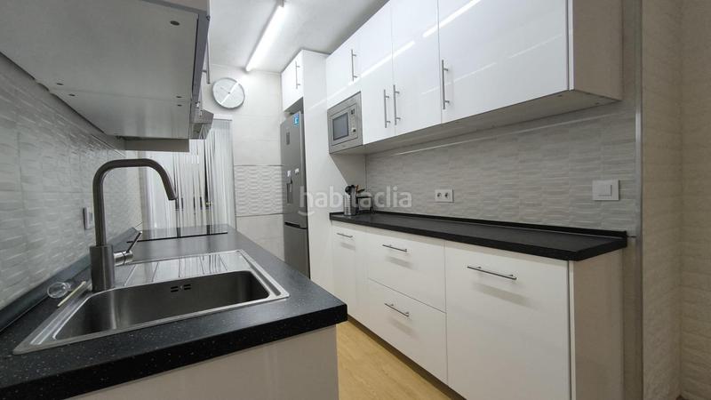 Foto a8791444-30d1-41ff-8ed8-743ce93b0e94. Miete appartement in calle turia 8 in Camas