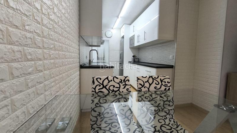 Foto dc6efe45-686a-4cdb-b0a3-7eefa6a7f7dd. Miete appartement in calle turia 8 in Camas