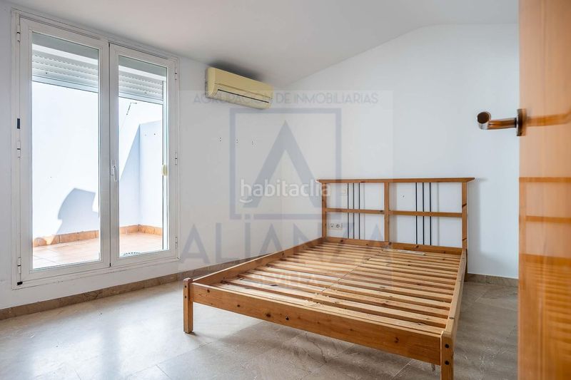 Foto 76fd1514-f545-4230-85ab-977f56b757a2. Dúplex a avenida libertad 15 a Algaba (La)