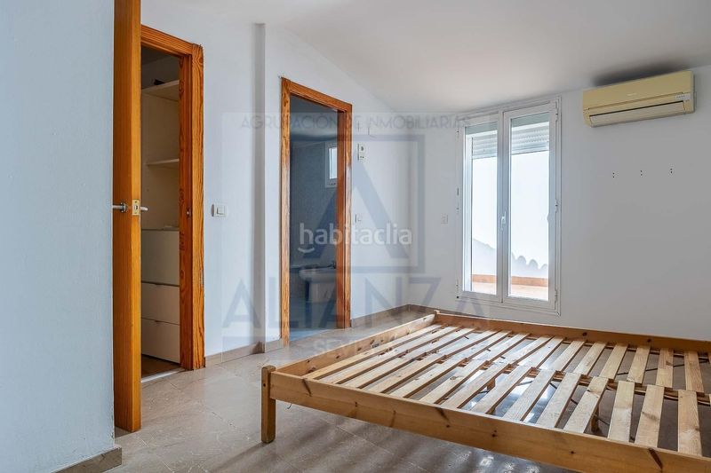 Foto 9e05e794-260b-4845-aad8-55dd356e0ab9. Dúplex a avenida libertad 15 a Algaba (La)