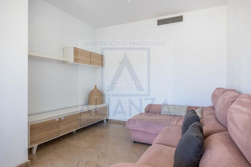 Foto b7103d14-04ad-40ac-9797-19ce60b22da8. Dúplex a avenida libertad 15 a Algaba (La)