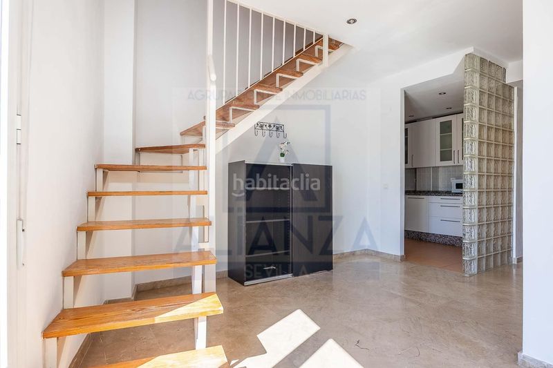 Foto f02fd101-aae0-4067-89ad-4259935ae566. Dúplex a avenida libertad 15 a Algaba (La)