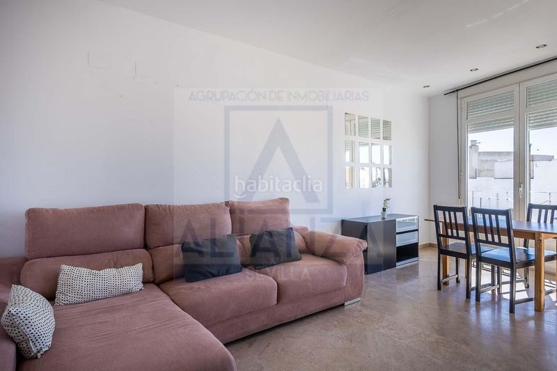 Foto f07ace8c-be42-4191-8b06-dd80d5e4d3c8. Dúplex a avenida libertad 15 a Algaba (La)