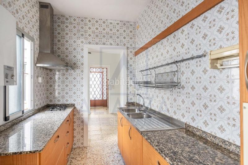 Foto 2b09175f-2b3e-4cdf-981f-4d0f5a3cb874. Maison jumelée dans El Cerro Sevilla