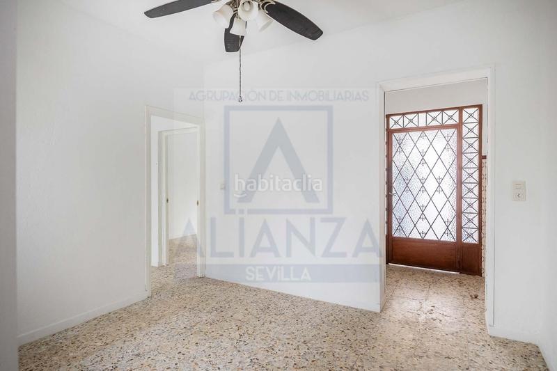 Foto 3cd7761d-5e4b-4b83-b93f-d00d1e4bce7d. Maison jumelée dans El Cerro Sevilla