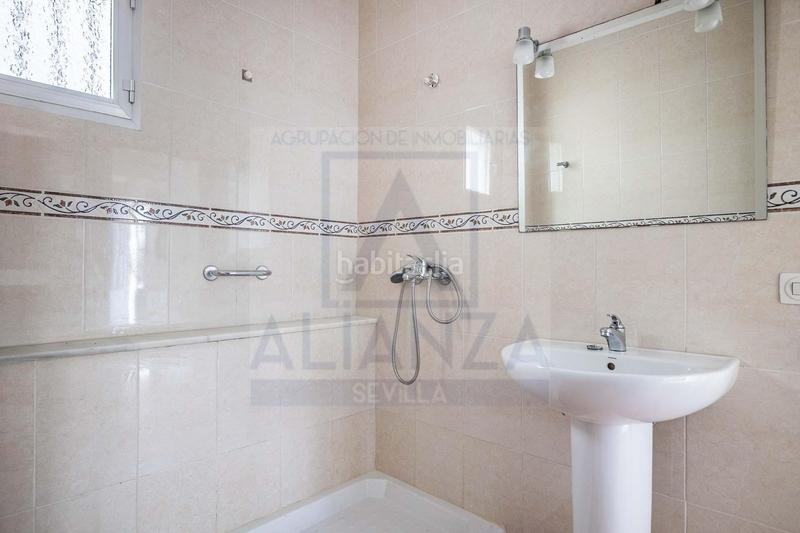 Foto 99ae17a6-01be-44f1-aa3b-c512cac1db42. Maison jumelée dans El Cerro Sevilla