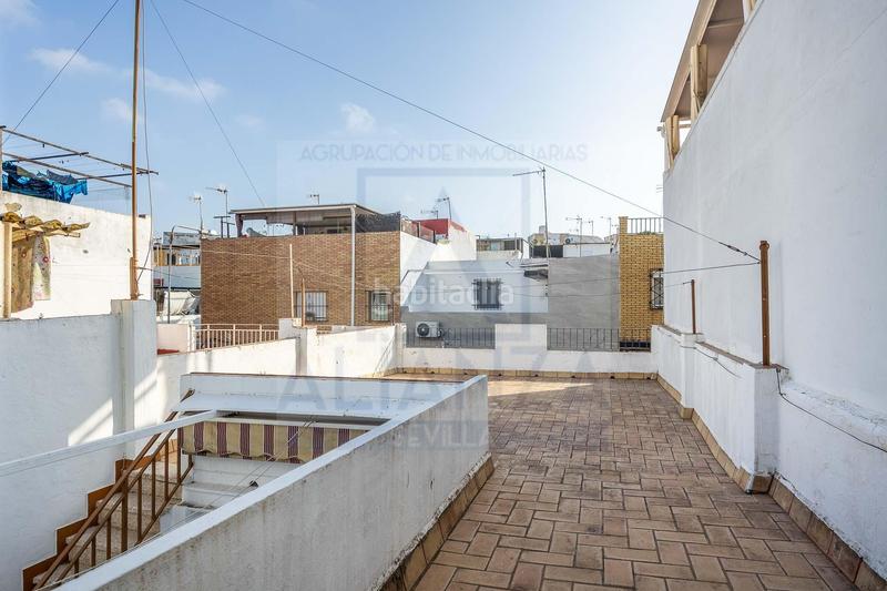 Foto e78efc79-7feb-44a9-88aa-c42bfa539cef. Maison jumelée dans El Cerro Sevilla