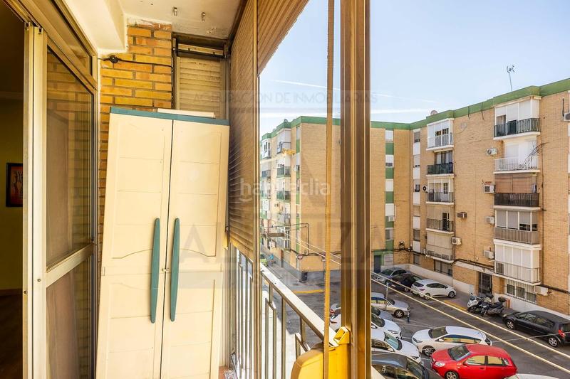 Foto c2f1c30f-9f00-4a40-be9a-311d9fe1347a. Flat in calle córdoba 5 in Camas