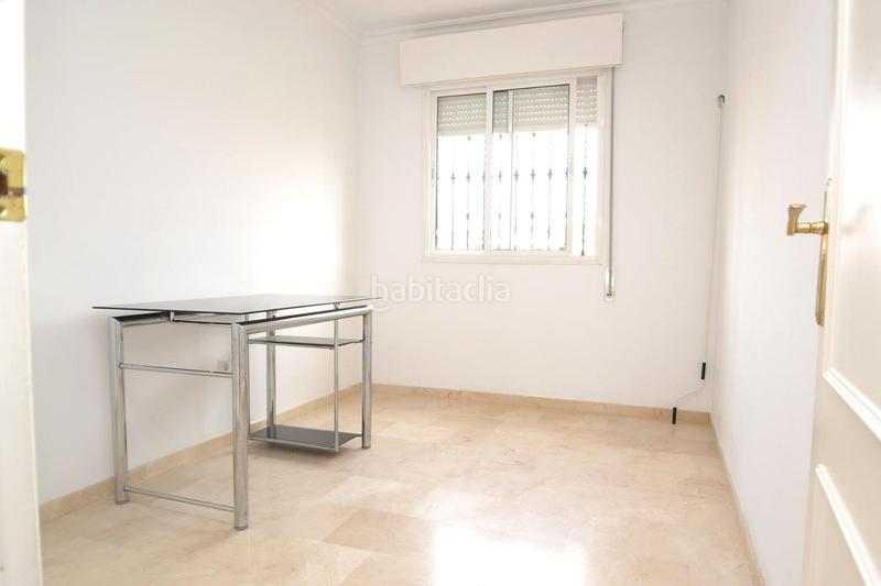 Foto a8ab4b14-a09b-4c81-8ad7-aed6a1346a07. Lloguer pis amb aparcament a Camas