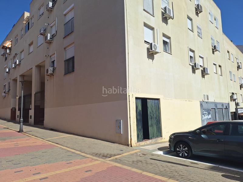 Foto 01d21e05-bb63-4776-ad72-8ca403c902ed. Locale commerciale in calle paralela de la suerte n 10 4 in Bormujos