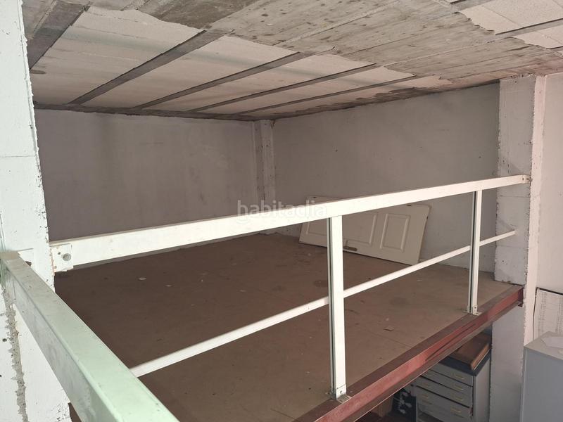 Foto 3d9ad59f-03c2-4164-b235-80d795656636. Locale commerciale in calle paralela de la suerte n 10 4 in Bormujos