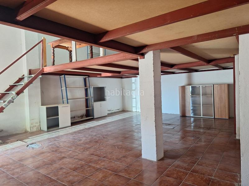 Foto 55853a47-db38-4f3d-ae98-ef129cd0d236. Locale commerciale in calle paralela de la suerte n 10 4 in Bormujos