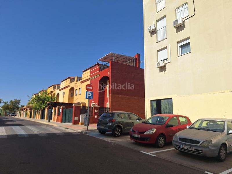 Foto d1d660d9-eda8-49e2-bb14-189813b7b811. Locale commerciale in calle paralela de la suerte n 10 4 in Bormujos