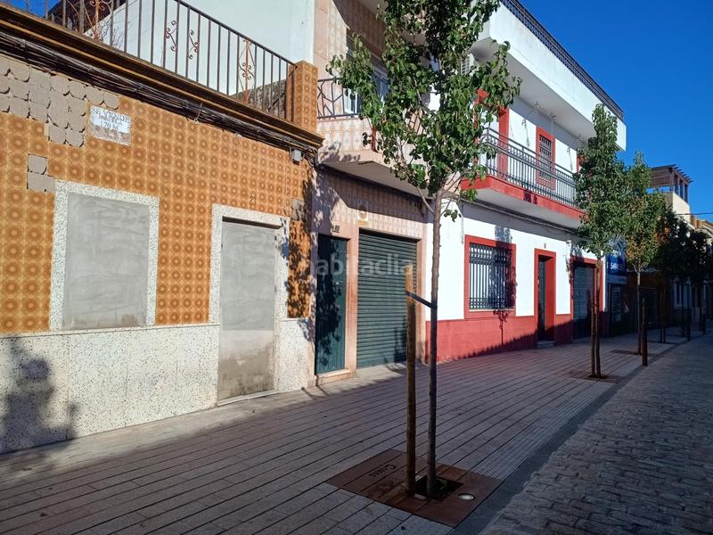 Foto 0e6e0b4c-e3a9-4e51-b78a-4c76fd22cc1b. Casa a schiera in calle juan agustin palomar 27 in Camas