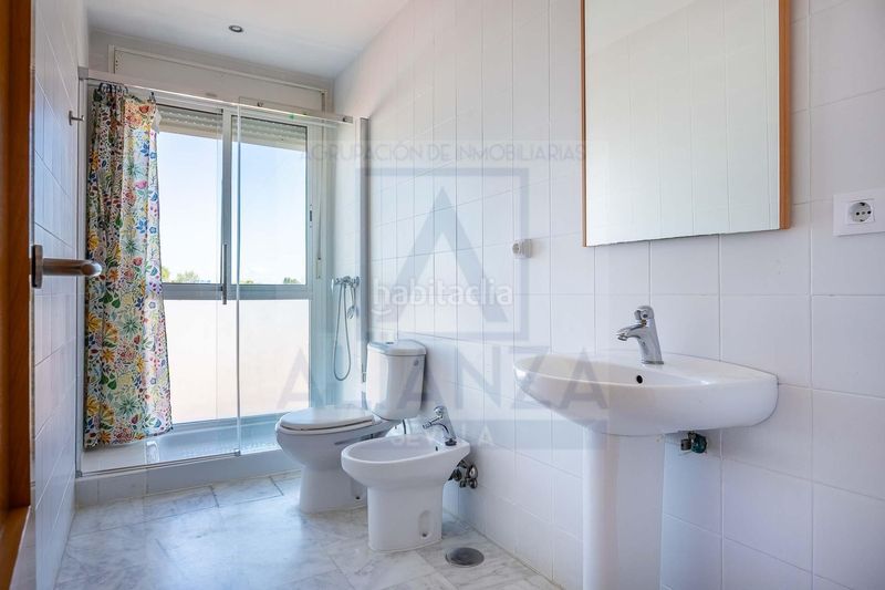Foto b41217d5-abb3-4077-83f2-27cad90b06b8. Pis amb aparcament a Centro - Barriada Mallorca Camas