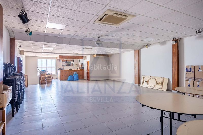 Foto 4814bbbd-5d48-433b-ba20-221aff4685d1. Edifici a La Cruz Camas