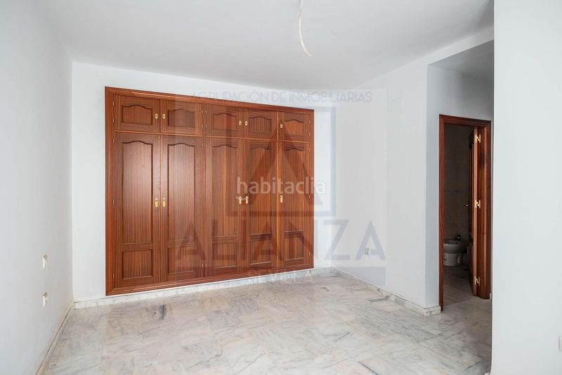 Foto 16cebc29-2094-47c8-83d8-7949f4b86f32. Pis amb aparcament a Algaba (La)