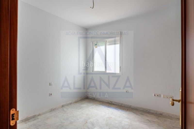 Foto b93869d3-8ed9-48c1-a31b-8ea122b4a596. Pis amb aparcament a Algaba (La)