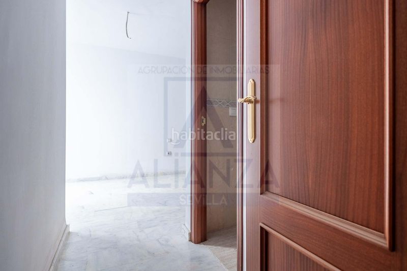Foto cbee9495-2f2d-4739-ad44-6aae0f4720df. Pis amb aparcament a Algaba (La)