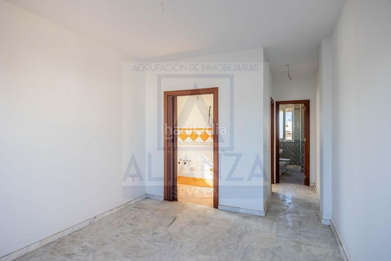 Foto cee220f5-b229-457a-9a46-8aa1e148da31. Pis amb aparcament a Algaba (La)