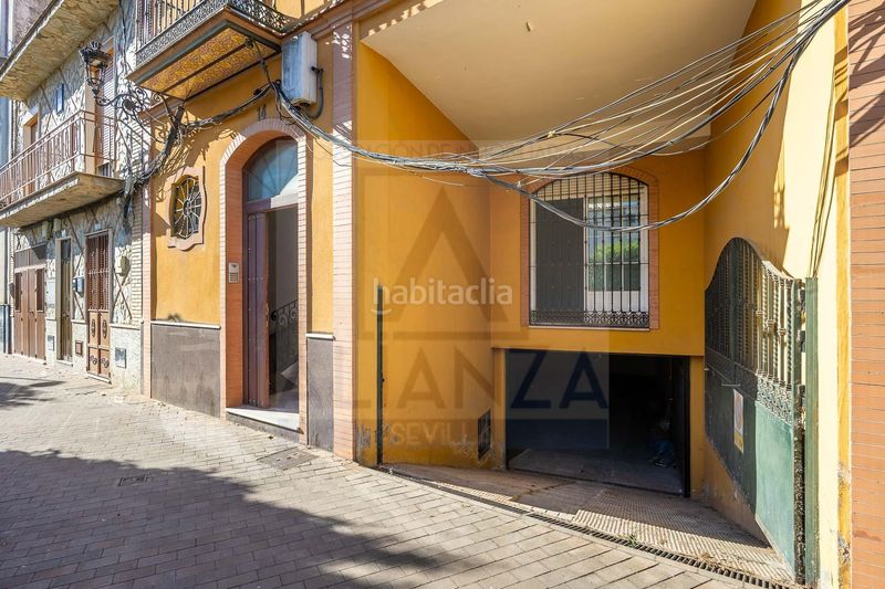Foto d0cb44f0-44d3-44fa-98a9-0c967a742cef. Pis amb aparcament a Algaba (La)