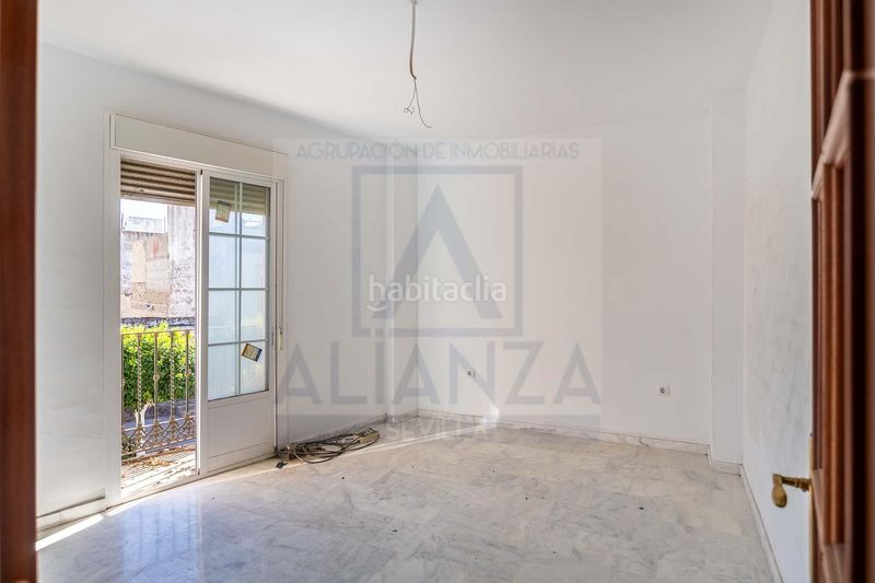 Foto d7efd0a5-9dff-420a-a612-32b84c09101f. Edificio in cordoba 14 in Algaba (La)