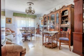 Appartamento in Calle jose payan 60. Venta de piso en el centro de camas sevilla
