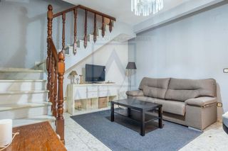 Reihenhaus  Calle caño ronco norte. Venta de casa en camas sevilla