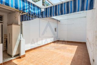 Reihenhaus  Calle zorrilla. Casa en venta en camas sevilla