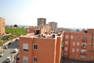 Miete Etagenwohnung  Paco de lucia 16. Piso en alquiler en camas sevilla