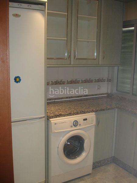 Foto 7143540d-55ff-4fc6-bba1-fdefaad2655a. Pis a Centro - Barriada Mallorca Camas