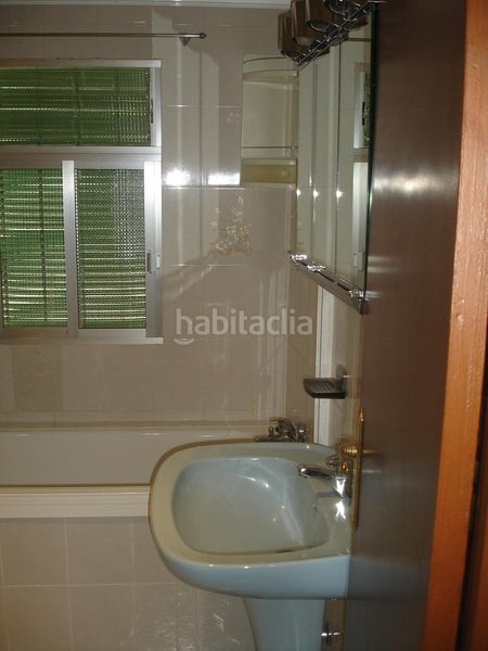 Foto d0d2b757-bf12-4c83-90f3-c4230996e183. Pis a Centro - Barriada Mallorca Camas