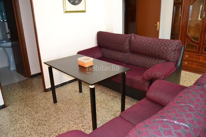 Foto e605dbae-0473-4e55-b0ff-152adeabfbe9. Pis a Centro - Barriada Mallorca Camas