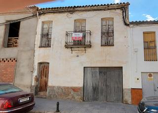 Casa aparellada  Calle cañadilla. Casa nerva