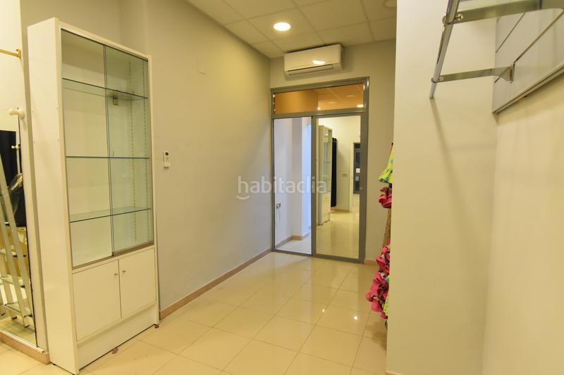 Foto 6dadceed-7d23-4e2f-98a1-ddb105285395. Rent business premise in San Pablo Sevilla