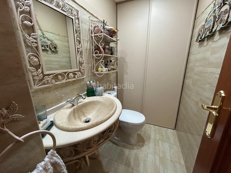 Foto 8496010d-c2a9-4fe0-9a6c-50ce2f2d621f. Casa adosada  agogedora, amplia y con mucha personalidad. en Utrera