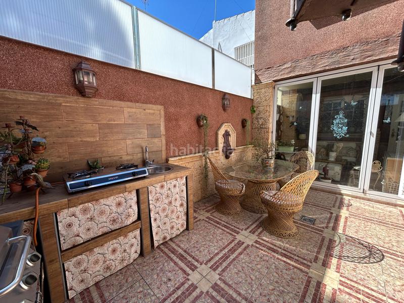 Foto be924f40-d860-4005-be65-09f52ec588d0. Casa a schiera con parcheggio in Salesianos Utrera