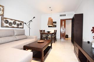 Location Appartement à Barrio del Nervión. Piso en alquiler en nervión  ideal para médicos residentes o fam