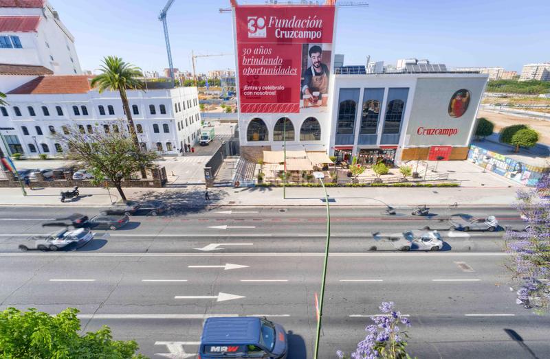Foto 25eeaf3e-4b74-40ad-ace5-a0002201f7ad. Appartement dans Barrio del Nervión Sevilla