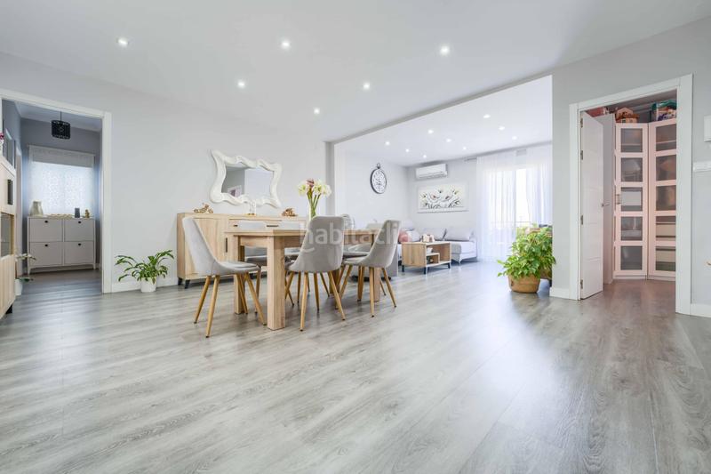 Foto d85f43c0-92d0-4104-9007-69050de41415. Appartement dans Barrio del Nervión Sevilla