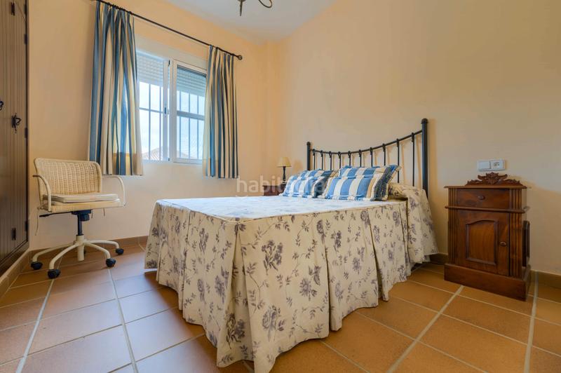 Foto 00ad2da5-4428-4a88-9b4f-1c03f6816f68. Chalet  independiente de lujo en El Portil