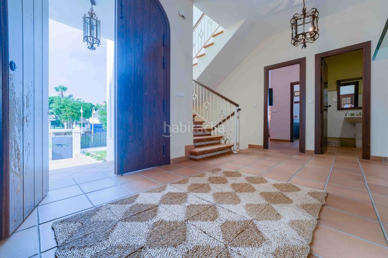 Foto 11836f90-4575-4c05-8b8d-53558464207a. Chalet  independiente de lujo en El Portil