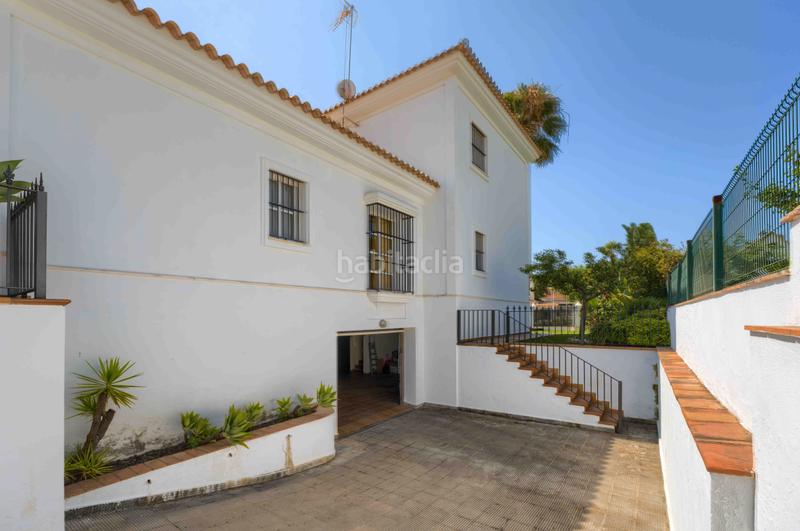 Foto 590f1bfd-f48a-4120-903d-af9ba18628ed. Chalet  independiente de lujo en El Portil