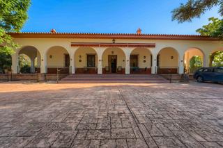 Mas  Carretera brenes. Se vende